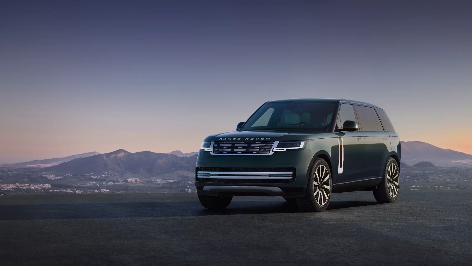 Range Rover — campania Land Rover prin MOOV Leasing